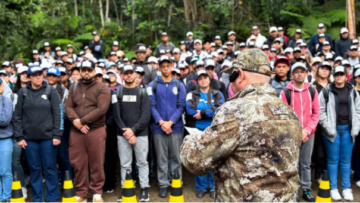 CEAB oferece treinamento com práticas de sobrevivência em selva.